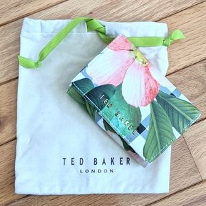 Secret Trellis Small Wallet